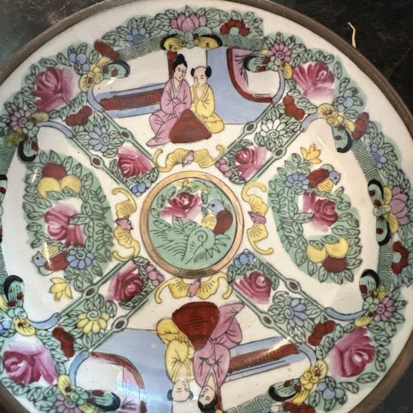 Antique Chinese Bowl w/ Pewter Bottom Porcelain White Pink Rose Design & Figures - Picture 2 of 7